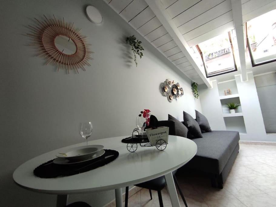 Free Parking Tiny House Wifi Netflix 15 Minuti Dal Duomo Apartment Милано Екстериор снимка
